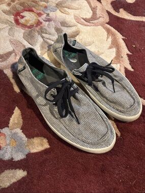 Vans Gray Corduroy Slip-On Loafers with Black Laces
